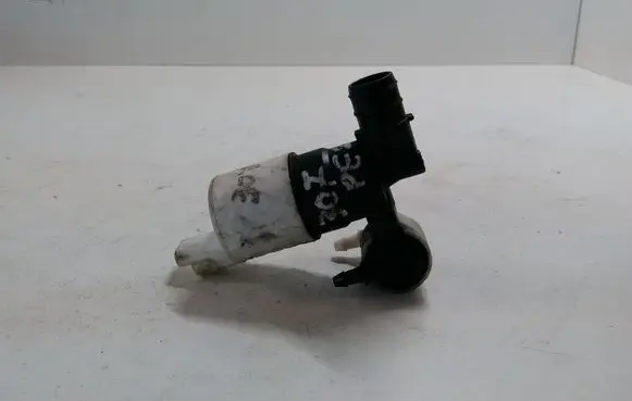 Peugeot 307 Windscreen/windshield washer pump 9632964980