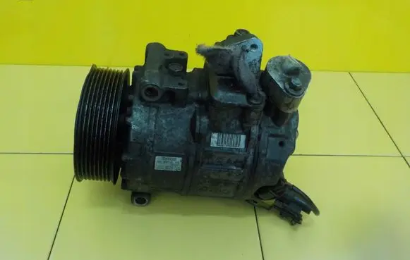 Land Rover Range Rover Sport L320 Air conditioning (A/C) compressor (pump) 8H2219D623CA