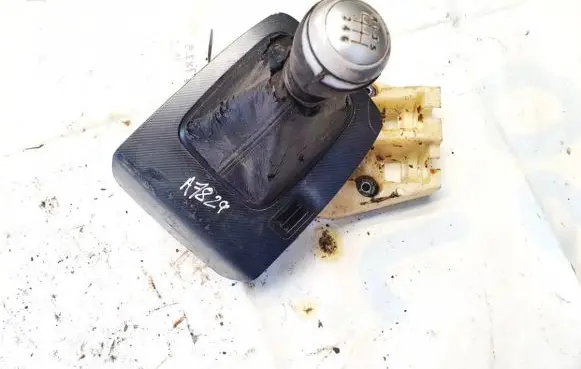 Hyundai Sonata Gear shifter/selector 846513k400