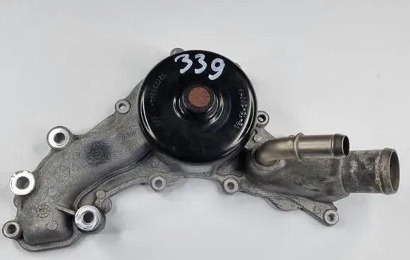 Dodge Challenger Water pump 05184498