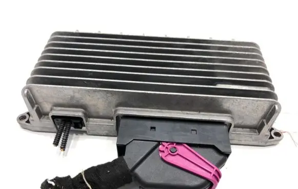 Audi Q7 4L Sound amplifier 4L0910223K