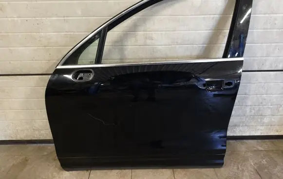 Porsche Cayenne (92A) Front door