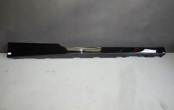 Audi S5 Facelift Sill 8W6853860A