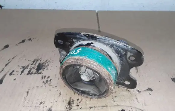 Opel Antara Engine mount bracket H61754A