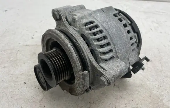 BMW 1 F20 F21 Generator/alternator 8645325