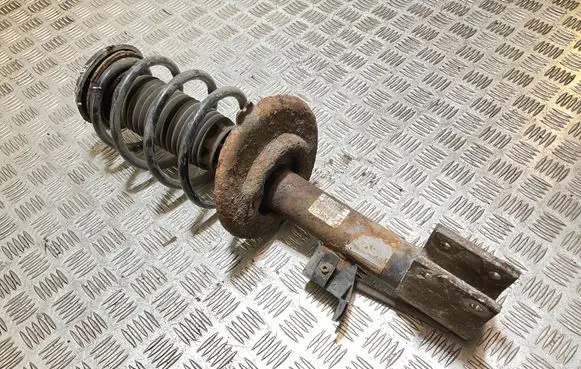 Peugeot 308 Front shock absorber/damper 2804