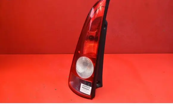 Renault Espace III Rear/tail lights 8200027153