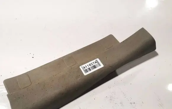 Nissan X-Trail T30 Rear sill trim cover 769538h300