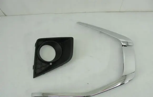 Mitsubishi Space Star Front fog light trim/grill 6407A378 6407A380 6400J774