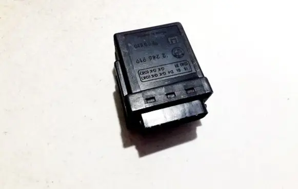 Glow plug pre-heat relay