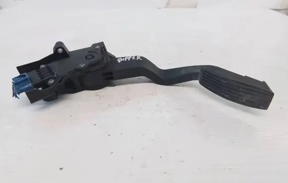 Peugeot Bipper Accelerator throttle pedal 51802919 0280755106