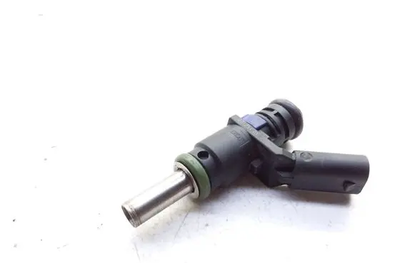Mercedes-Benz A W169 Fuel injector A0000788749