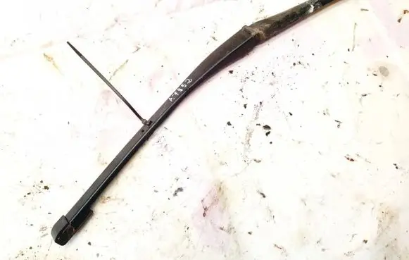 BMW 5 E39 Front wiper blade arm