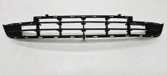 Opel Meriva B Front bumper lower grill 13329274
