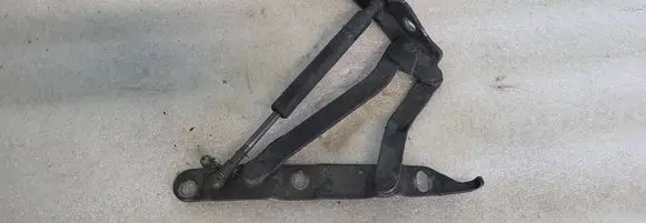Audi Cabriolet B3 8G Tailgate/trunk/boot hinge 8G0827499