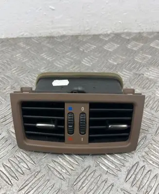 BMW 5 E60 E61 Rear air vent grill 7129556 6932023 6932024