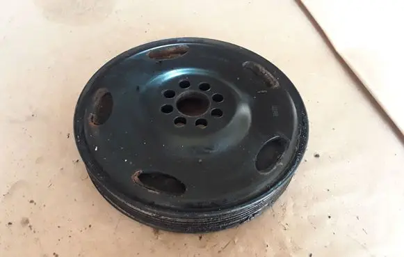 Audi A6 S6 C6 4F Crankshaft pulley 06E105251C