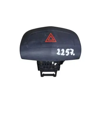 Nissan Primera Hazard light switch 06016