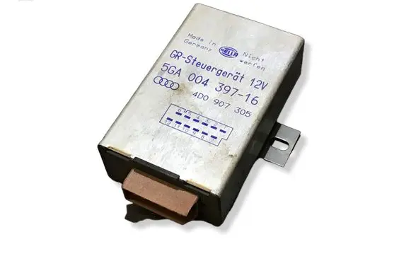 Volkswagen PASSAT B5 Cruise control unit/module 4D0907305 5GA00439716