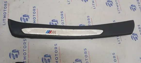 BMW 5 E60 E61 Rear sill trim cover 51477898147