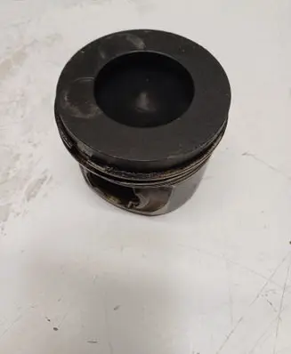 BMW X5 F15 Piston 04L110