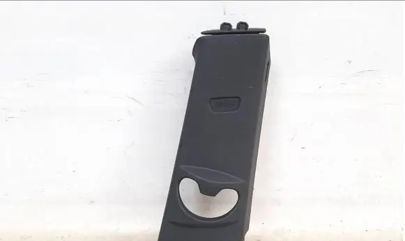 BMW 2 F22 F23 (B) pillar trim (top) 7326250