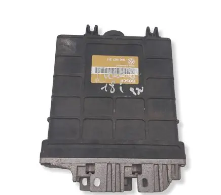 Volkswagen Golf III Engine control unit/module 1H0907311 0261200701