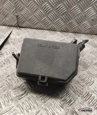 Toyota Yaris Fuse module 826620d140