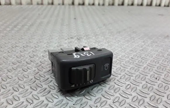 Volvo S70 V70 V70 XC Headlight level height control switch 9162960