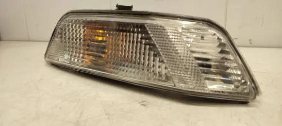 Ford Mustang VI Front indicator light Fr3b13200b Fr3b13200