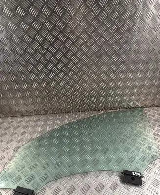 Audi A6 Allroad C7 Front door window glass four-door 4G0845021C