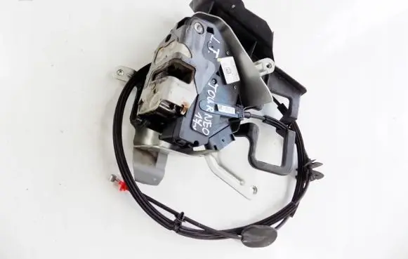 Ford Grand Tourneo Connect Rear door lock