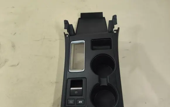 Subaru Outback (BS) Gear shifter surround trim plastic 92173AL10A