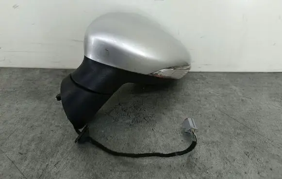 Ford Fiesta Front door electric wing mirror 