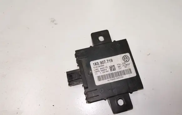 Volkswagen Golf V Alarm control unit/module 1K0907719