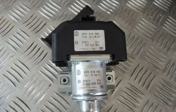 Bentley Continental Charging relay 3D0919433
