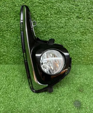 Toyota Yaris XP210 Front fog light