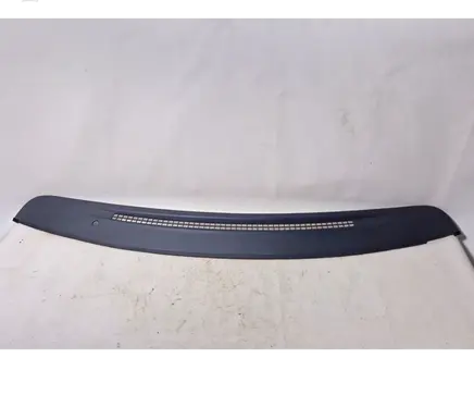 Ford Explorer Wiper trim F57B10046B62 T42281CAV1