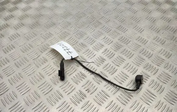 Mercedes-Benz B W246 W242 Detonation knock sensor A0071530428