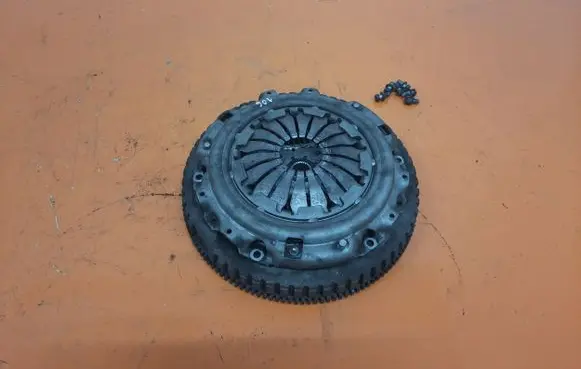 Nissan Kubistar Clutch set kit C1019608