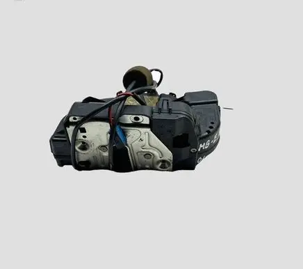 Mercedes-Benz E W211 Rear door lock 2117300635