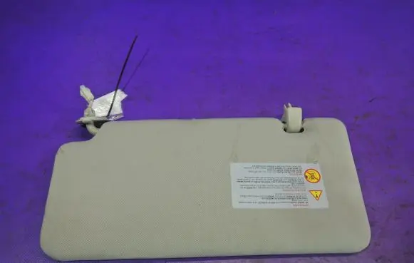 Nissan Tiida C11 Sun visor