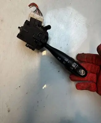 Suzuki Swift I Indicator stalk 66786