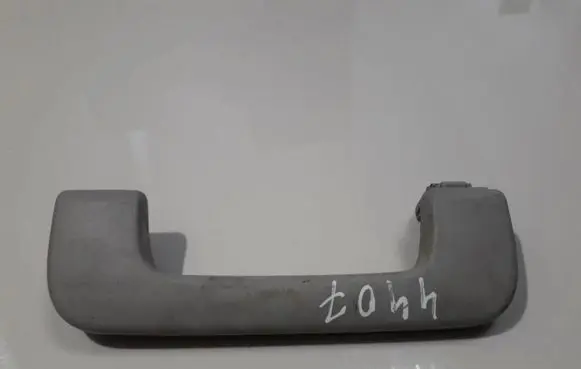 Audi A4 S4 B7 8E 8H Front interior roof grab handle 8e0857607