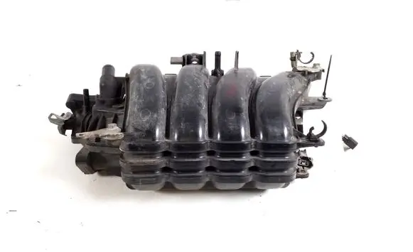 Toyota Yaris Intake manifold 17120-47032