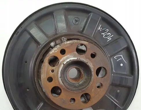 Mercedes-Benz C W204 Rear wheel hub