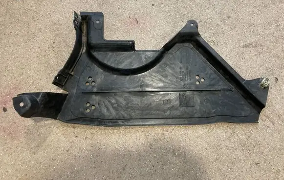 BMW 3 G20 G21 Pickup box liner 7428185