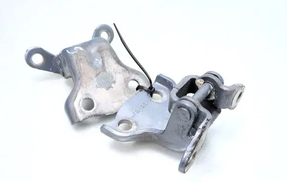 Chevrolet Captiva Rear door hinge set A047587