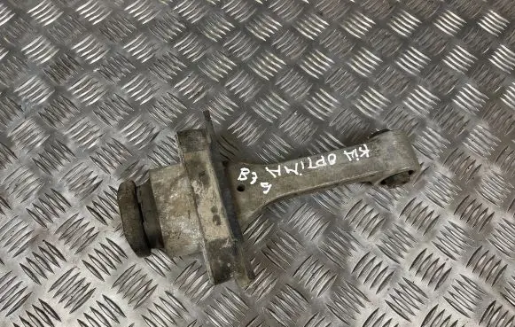 KIA Optima Engine mount bracket