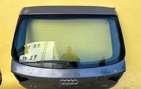 Audi A4 S4 B8 8K Tailgate/trunk/boot lid